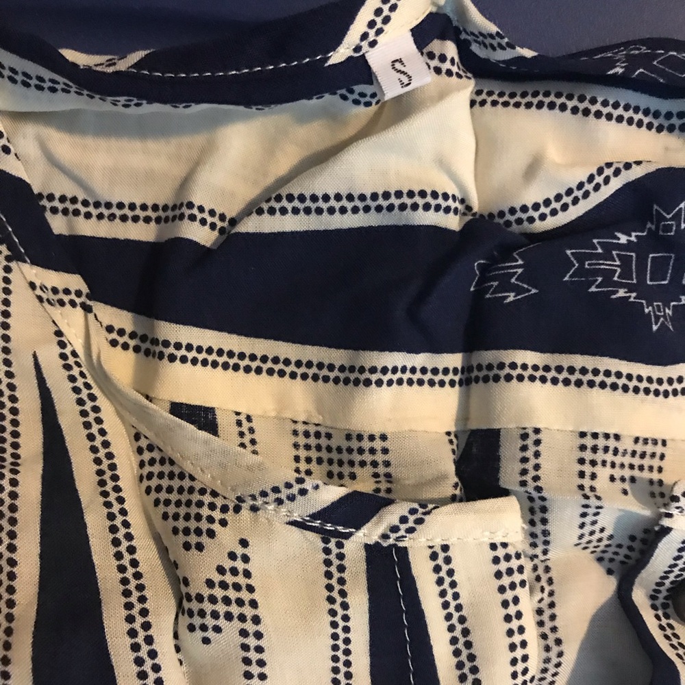 Navy White Pattern Romper - Picture 4 of 6